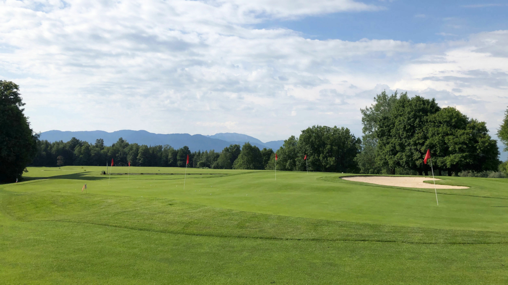 Schönste Driving-Range | Golfschule Beuerberg